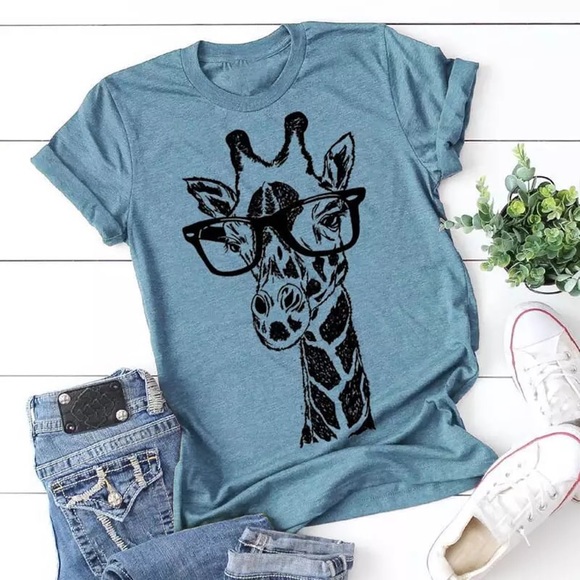 Summer Giraffe Women's T-shirt - Picture 1 of 5